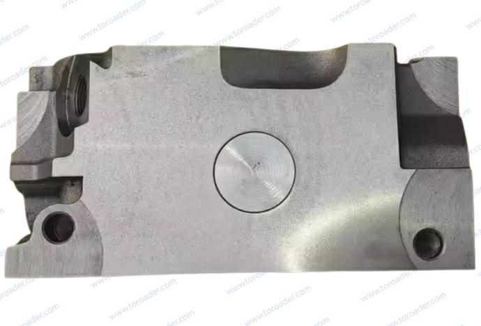 OM457 cylinder head A4570104421 (3) OM457 Cylinder Head A4570104421